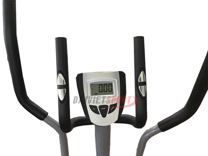 màn hình Xe đạp tập thể dục TITAN K-8508HA