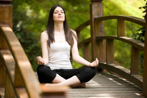 Cách hít thở cơ bản trong yoga