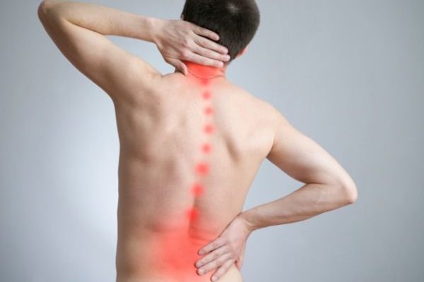 Có nên sử dụng máy chạy bộ cho người bị thoát vị đĩa đệm