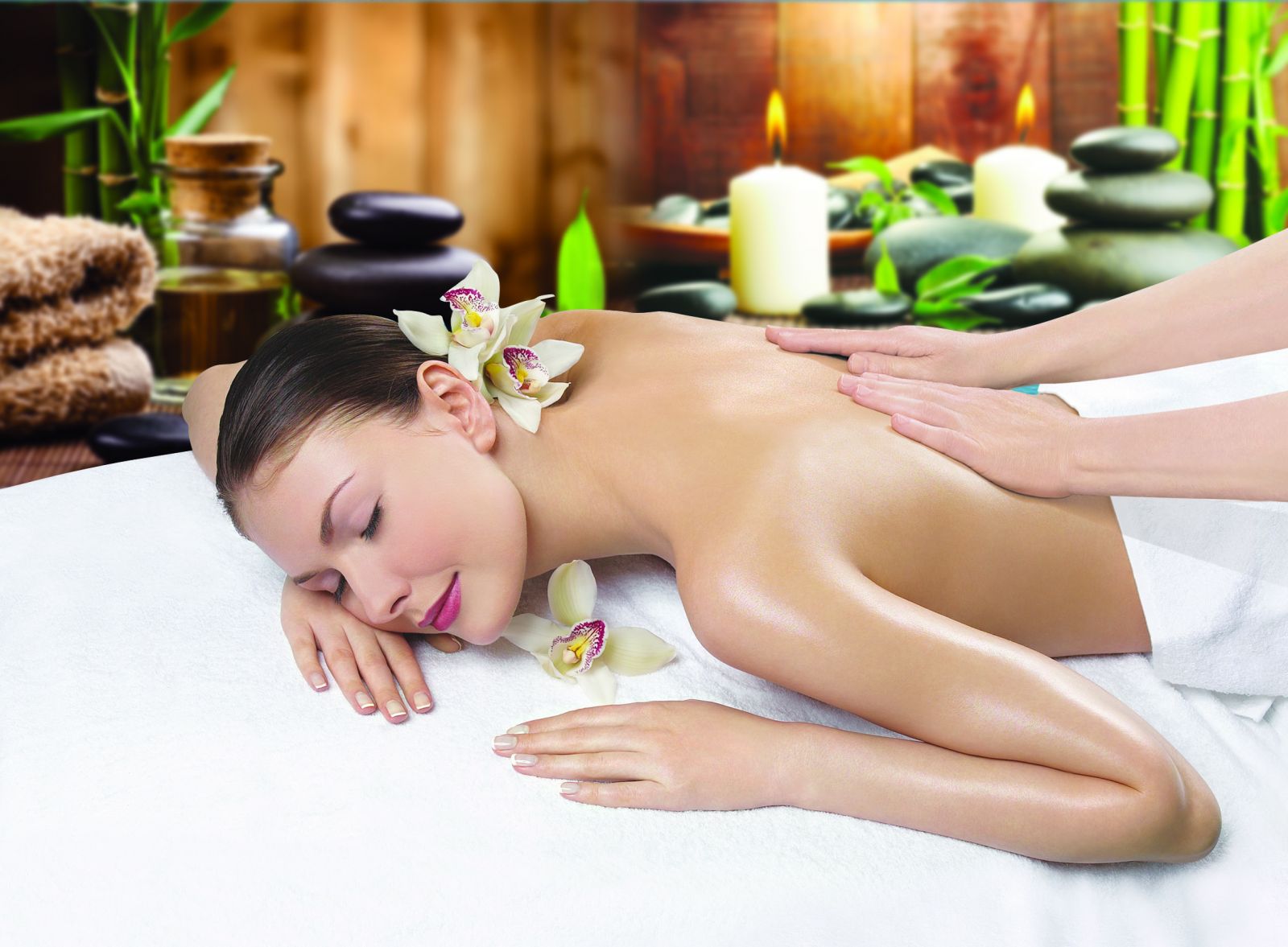 So sánh massage thư giãn và massage trị liệu