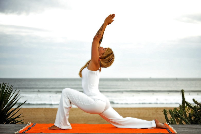 tại sao yoga lại giúp giảm cân