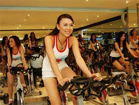 xe đạp tập giúp bạn giảm cân