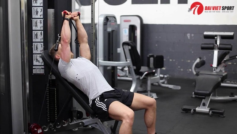 Bài tập Incline cable chest press