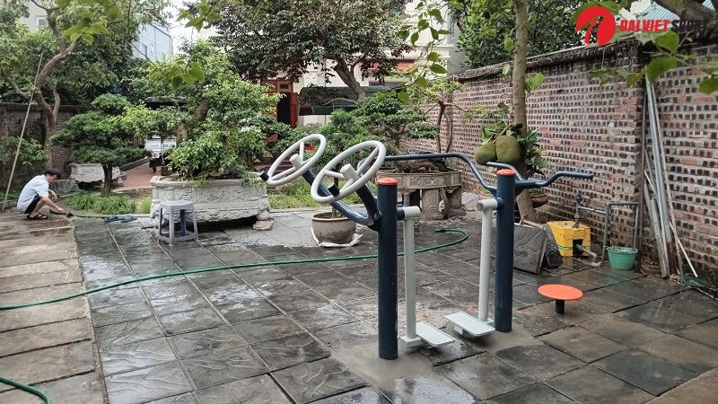 Bảo trì và vệ sinh thiết bị ngoài trời