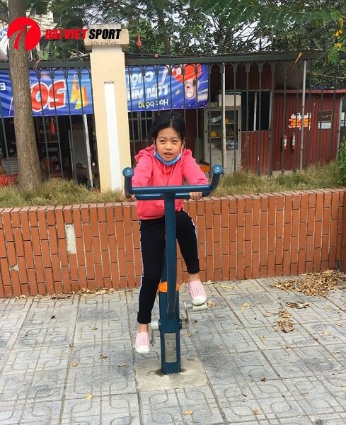 danh-gia-cac-loai-may-tap-the-duc-o-cong-vien