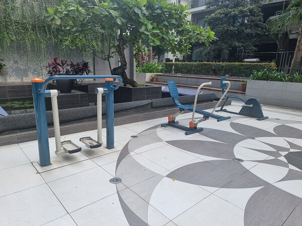 dung-cu-the-thao-ngoai-troi-la-gi