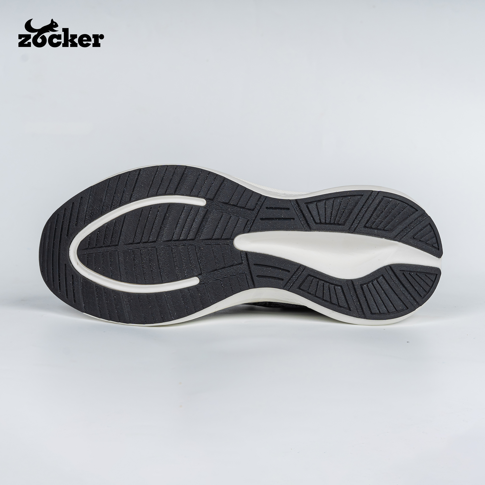 Giày chạy bộ Zocker Speed Up Đen