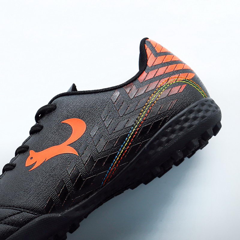 Giày đá bóng Zocker Space Đen