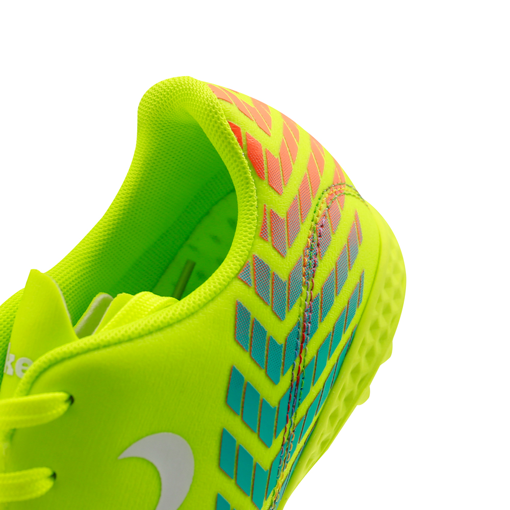 Giày đá bóng Zocker Space Xanh nõn chuối