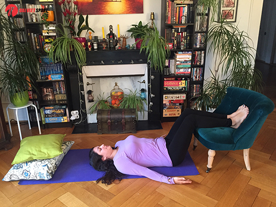 goi-y-6-tu-the-yoga-giam-met-moi-cang-thang-nhanh-chong-1