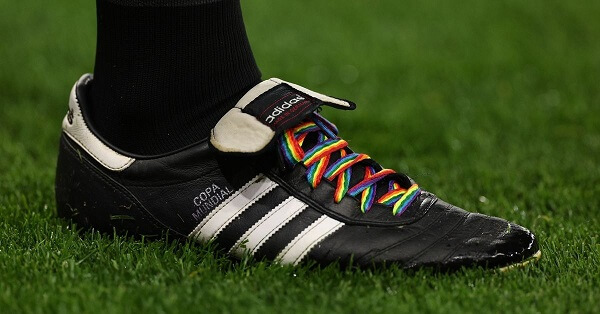 luoi-ga-giay-da-bong-la-gi