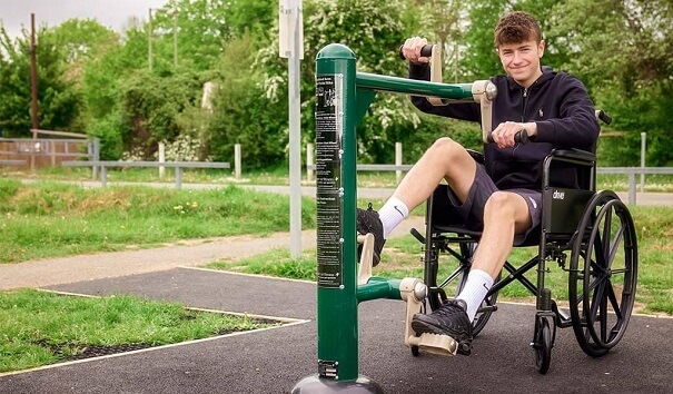 Máy tập công viên cho người khuyết tật