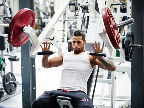 may-tap-machine-chest-press