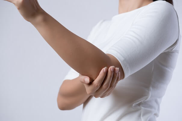 7 bài tập phục hồi chức năng khớp khuỷu tay cực hiệu quả