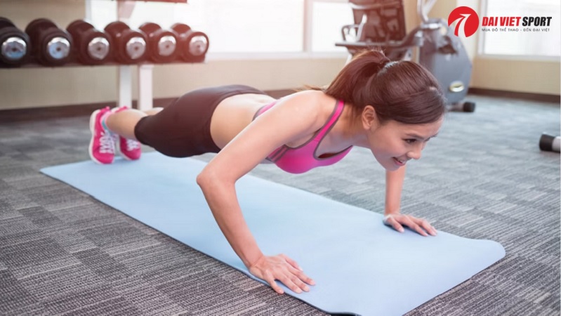 Sau sinh bao lâu có thể tập gym?