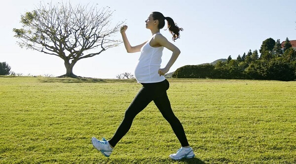 Phụ nữ có thai có nên tập thể dục không?
