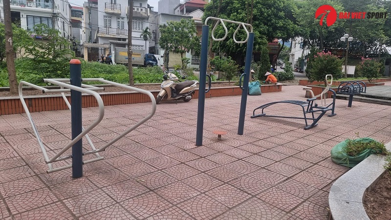 Thiết bị tập chân – eo – bụng ngoài trời