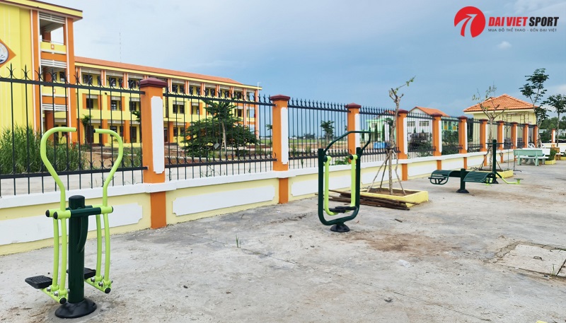 Thiết bị thể thao ngoài trời trong nước và nhập khẩu: Nên chọn loại nào?