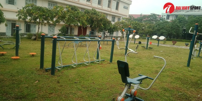 Tiêu chuẩn an toàn khi lắp đặt thiết bị thể dục ngoài trời theo quy định hiện hành