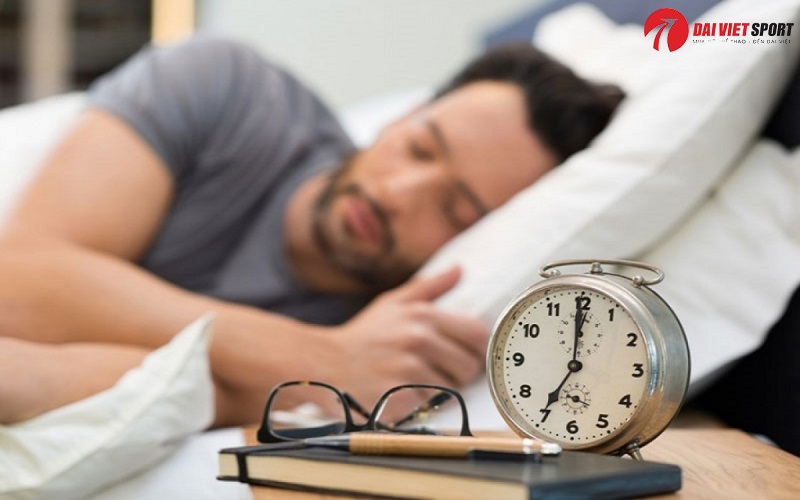 Vai trò của giấc ngủ khi tập giàn tạ tăng cơ