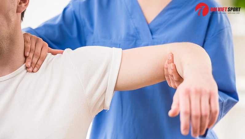 Vật lý trị liệu cho người thoái hóa khớp vai