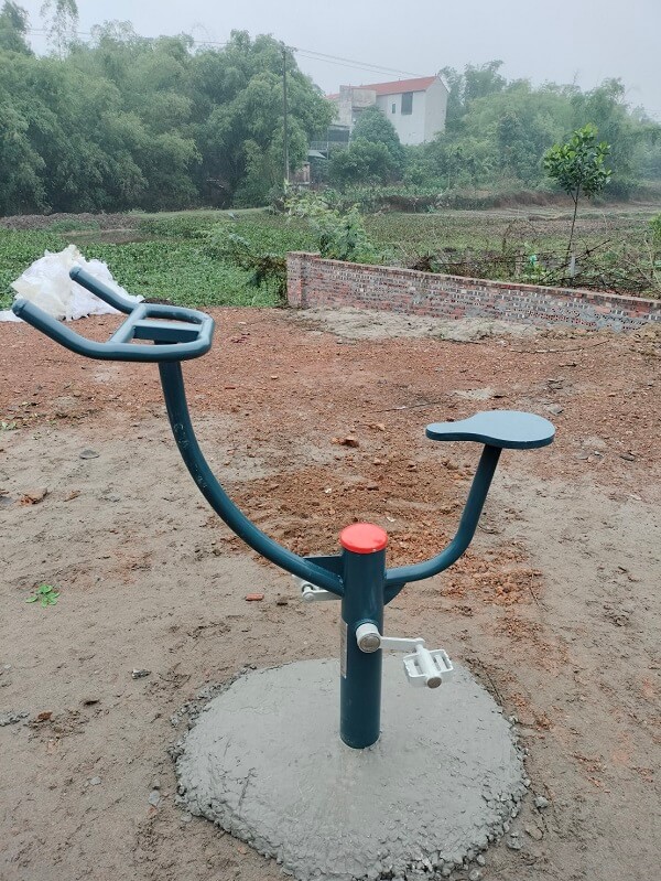 xe-dap-the-duc-ngoai-troi-2